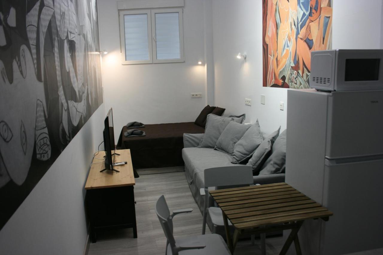 Golondrinas De Malaga "Apartamentos Con Mucho Arte" Y Terraza Solarium En Coliving Buitenkant foto