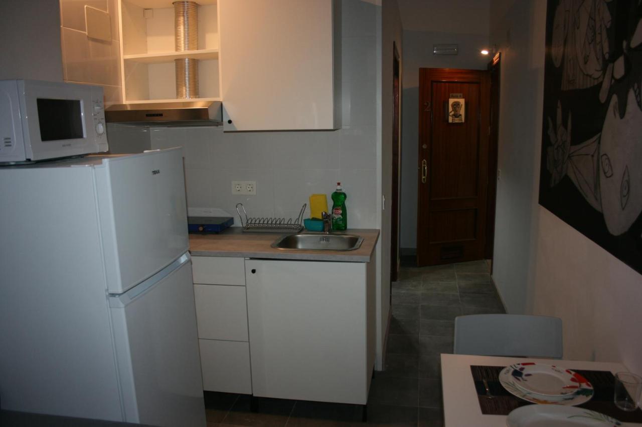 Golondrinas De Malaga "Apartamentos Con Mucho Arte" Y Terraza Solarium En Coliving Buitenkant foto