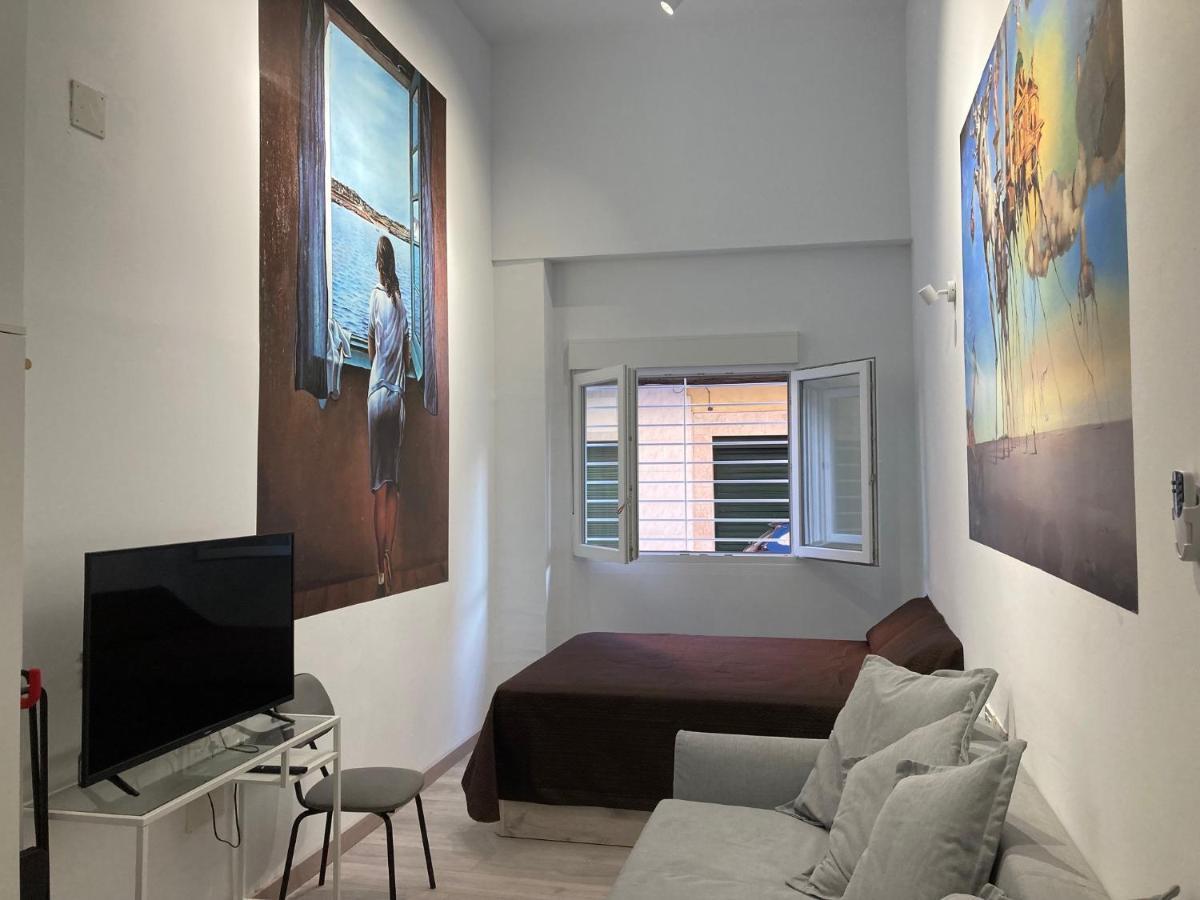 Golondrinas De Malaga "Apartamentos Con Mucho Arte" Y Terraza Solarium En Coliving Buitenkant foto
