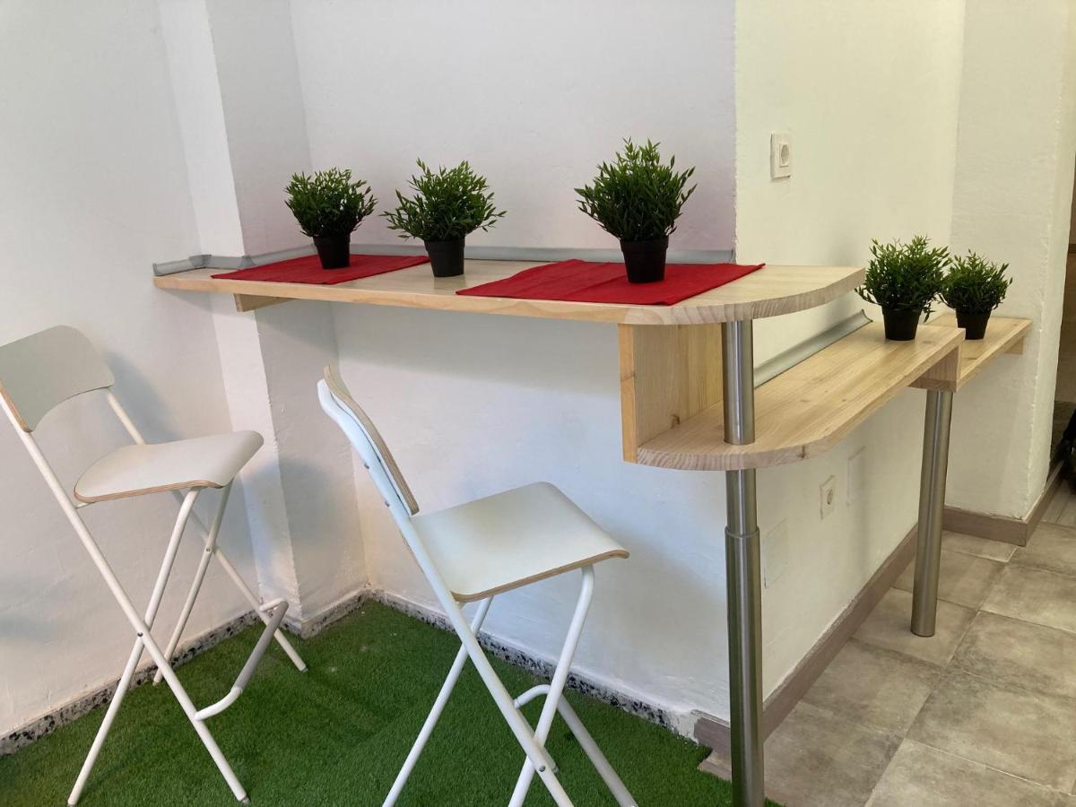 Golondrinas De Malaga "Apartamentos Con Mucho Arte" Y Terraza Solarium En Coliving Buitenkant foto