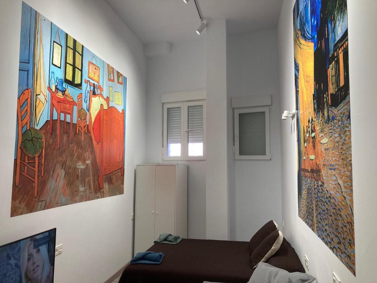 Golondrinas De Malaga "Apartamentos Con Mucho Arte" Y Terraza Solarium En Coliving Buitenkant foto