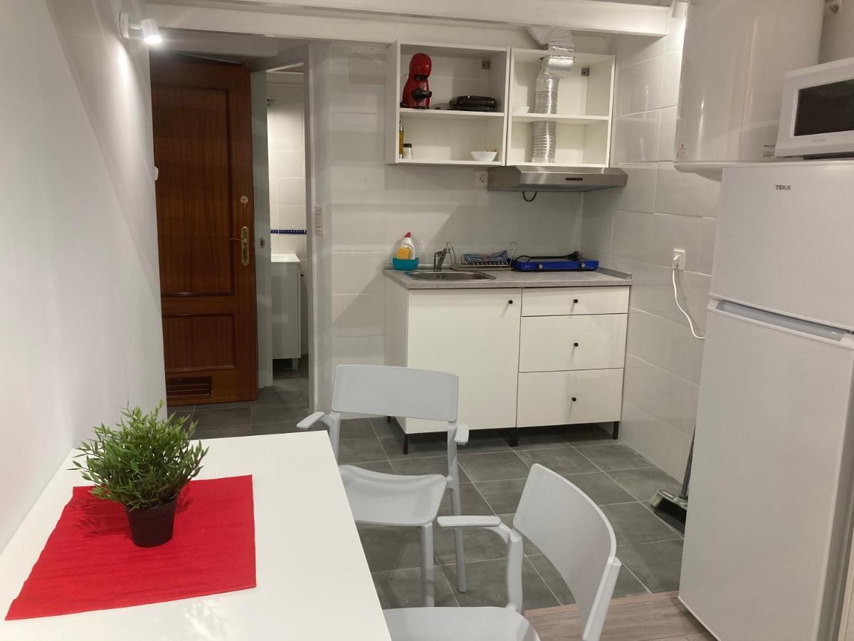 Golondrinas De Malaga "Apartamentos Con Mucho Arte" Y Terraza Solarium En Coliving Buitenkant foto